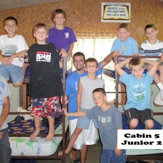 04-J2-Cabin-5