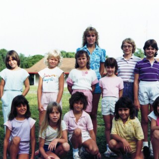 1985-Junior-Cabin-4