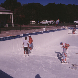 2000-Pool-Construction_0015